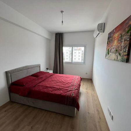 Tetris Apartment Spacious Comfortable 니코시아 객실 사진