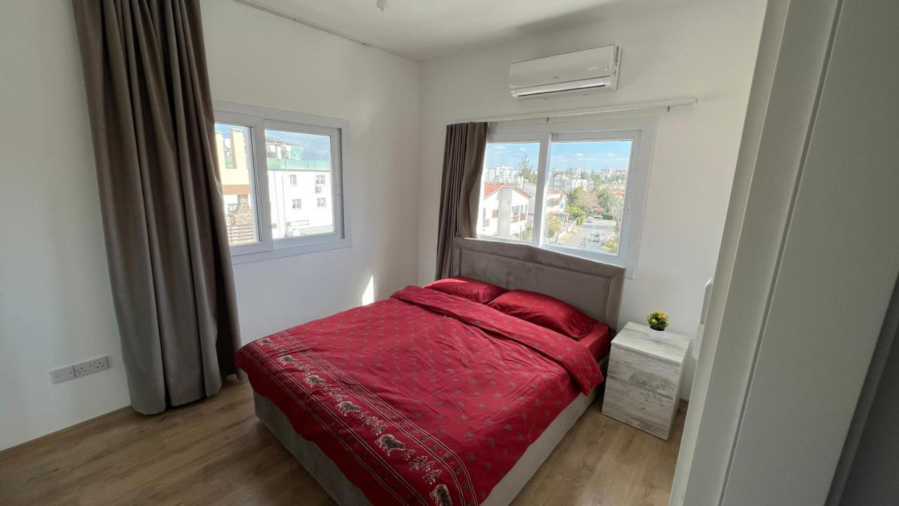 Tetris Apartment Spacious Comfortable 니코시아 외부 사진