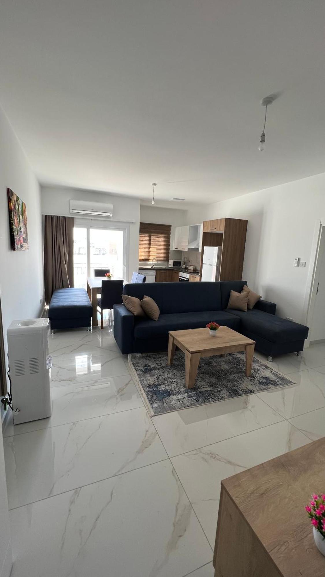 Tetris Apartment Spacious Comfortable 니코시아 객실 사진
