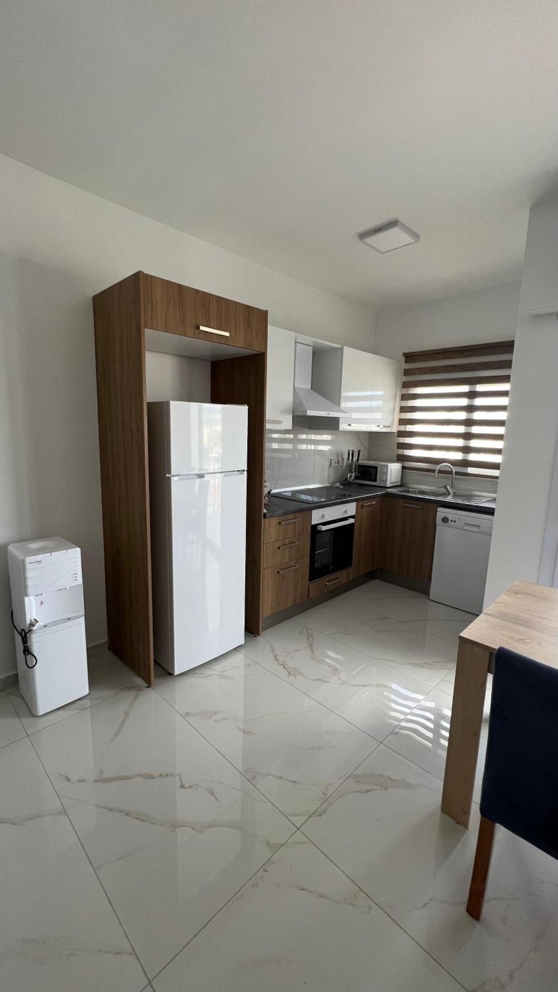Tetris Apartment Spacious Comfortable 니코시아 객실 사진