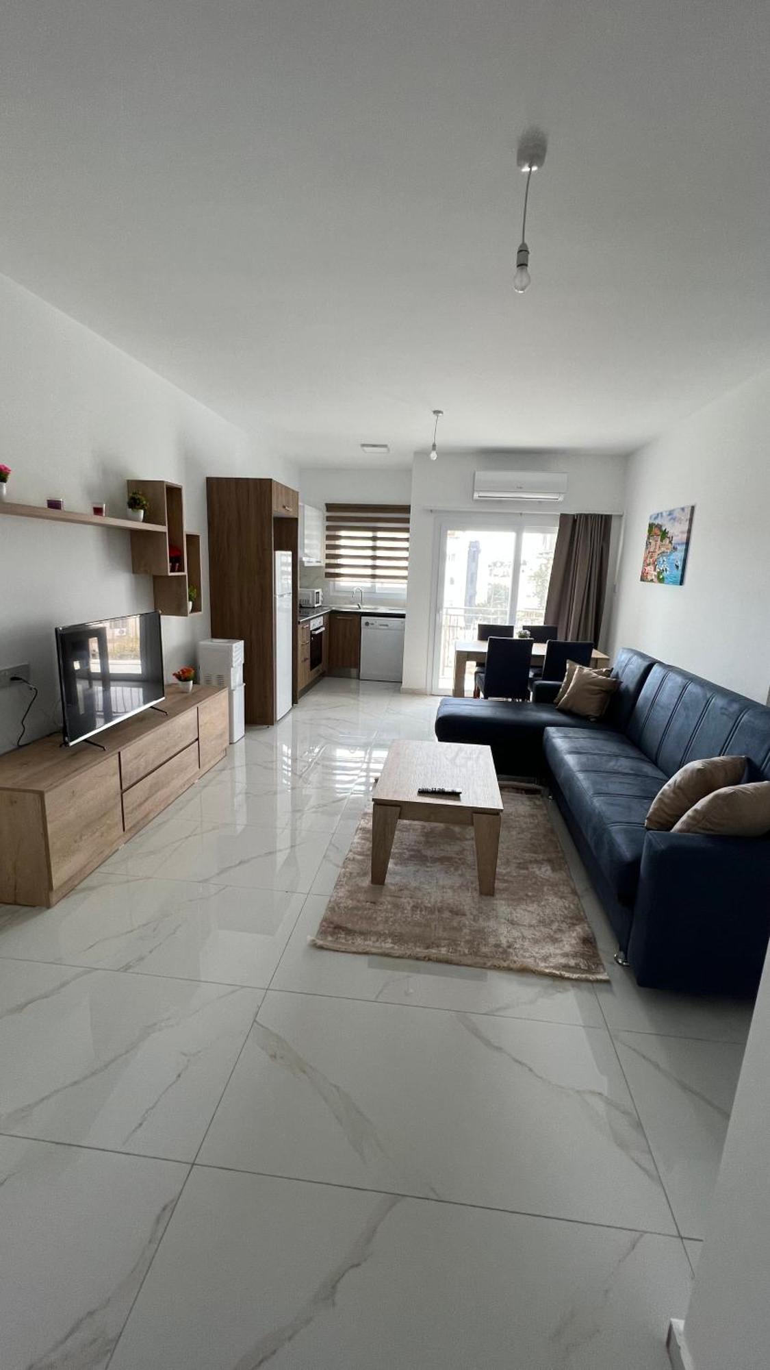 Tetris Apartment Spacious Comfortable 니코시아 객실 사진