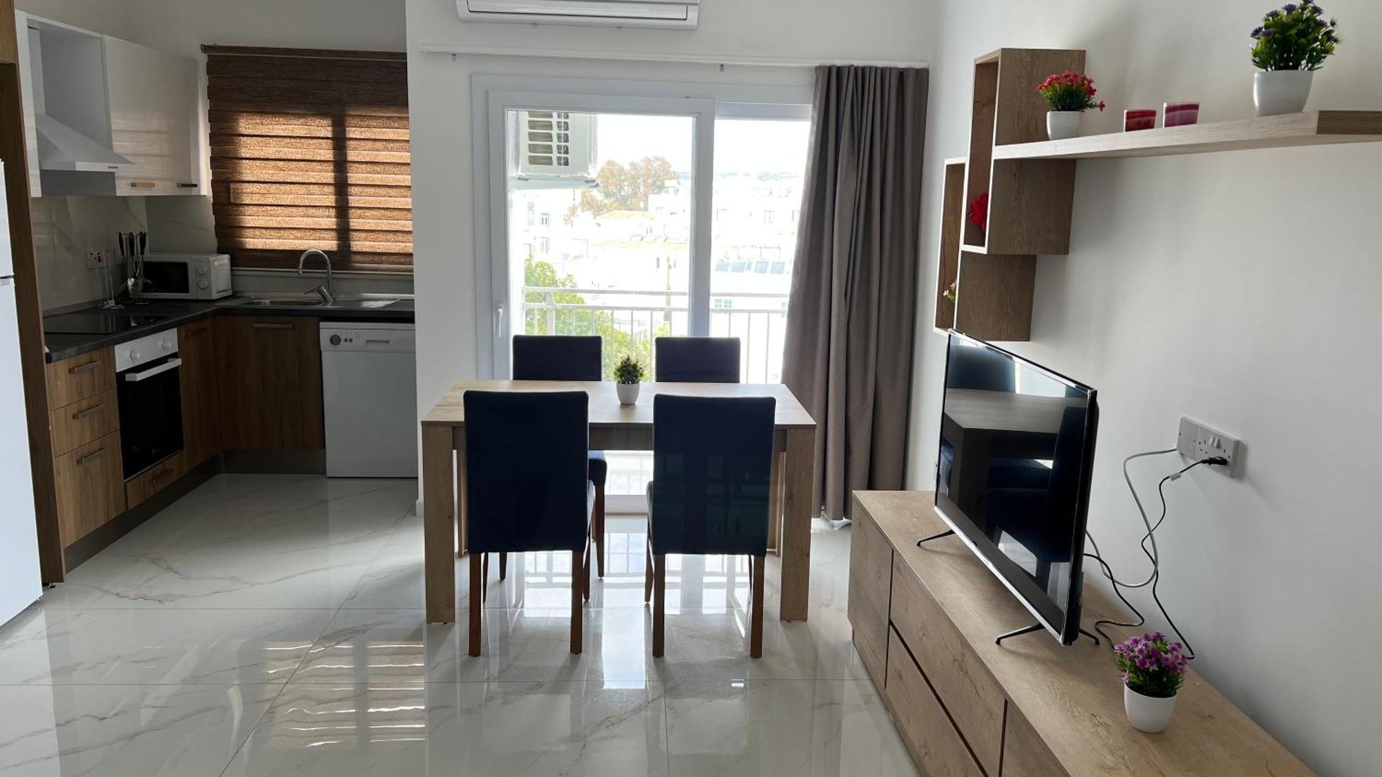Tetris Apartment Spacious Comfortable 니코시아 객실 사진