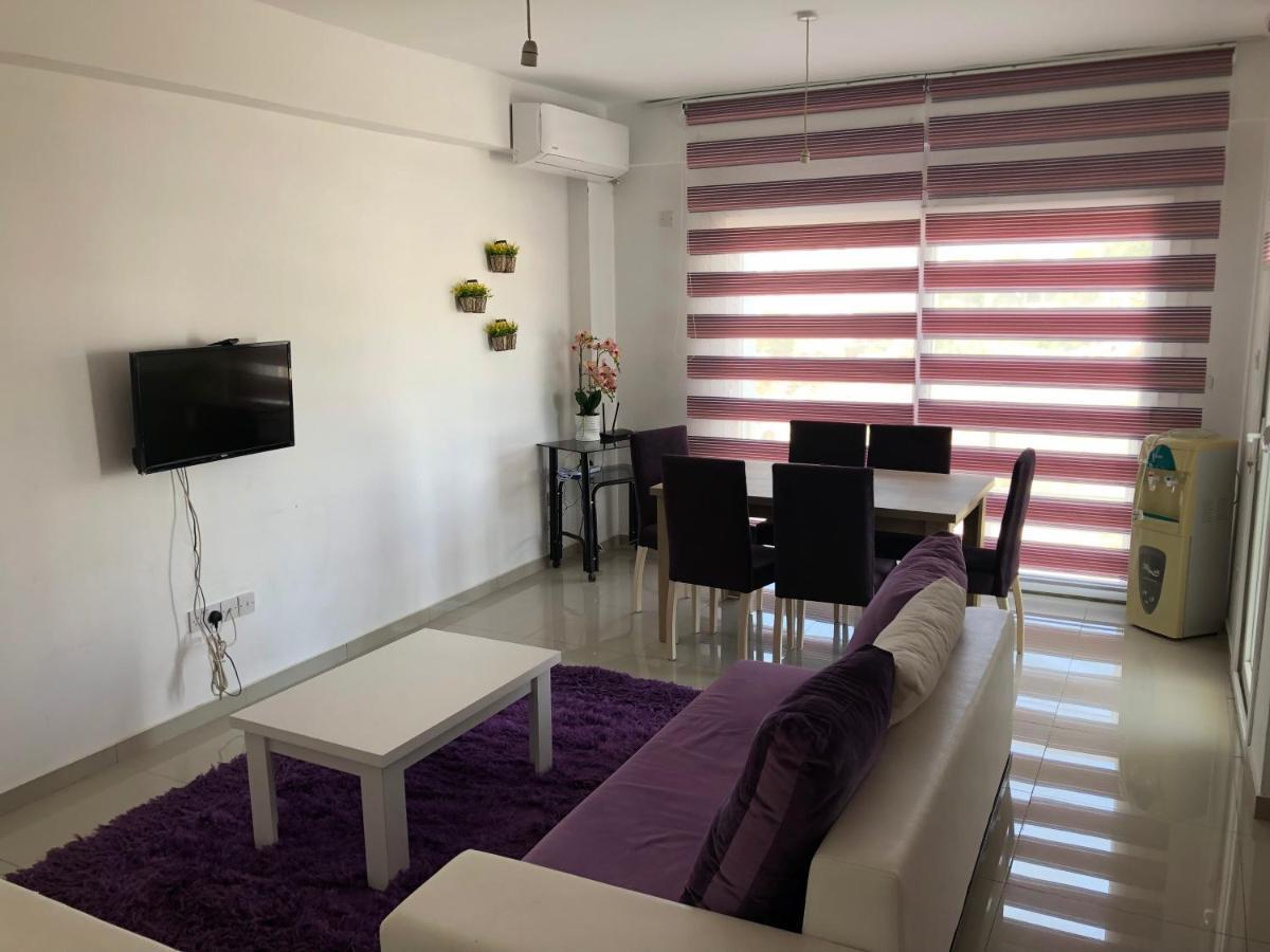 Tetris Apartment Spacious Comfortable 니코시아 외부 사진